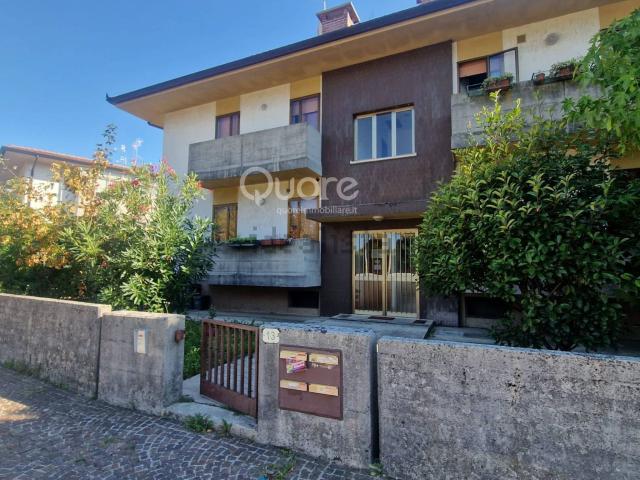 Appartamento in affitto di 100 m² in Via Vittorio Podrecca