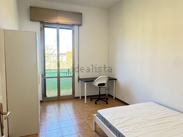 Appartamento in affitto di 100 m² in Viale Antonio Silvani, 15
