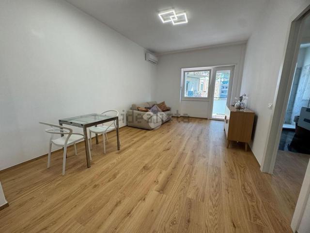 Appartamento in affitto di 100 m² in Viale Capitan Casella, 47