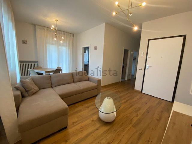 Appartamento in affitto di 100 m² in Viale Cavour