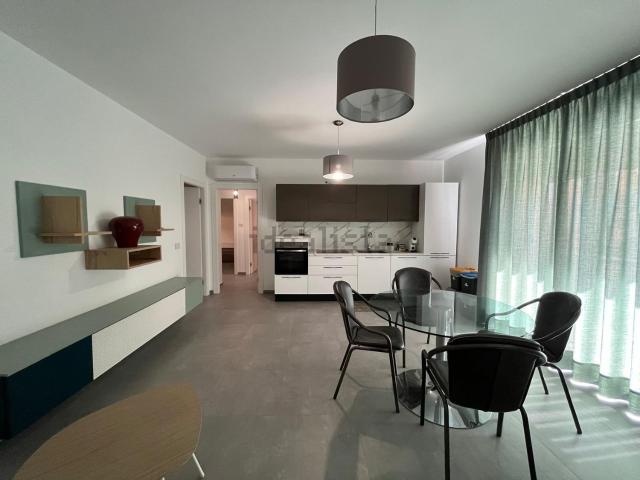 Appartamento in affitto di 100 m² in Viale Crotone
