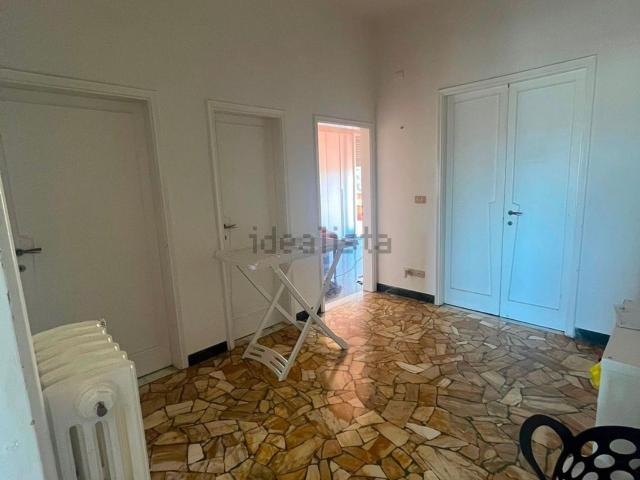 Appartamento in affitto di 100 m² in Viale Francesco Redi