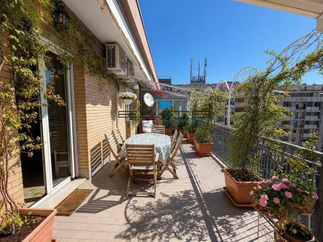 Appartamento in affitto di 100 m² in Viale Gabriele D&apos Annunzio, 10