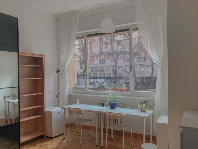 Appartamento in affitto di 100 m² in Viale Regina Giovanna, 39