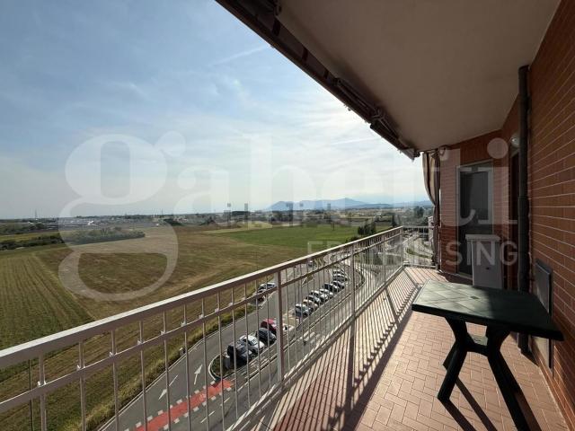 Appartamento in affitto di 100 m² in Corso F.lli Cervi