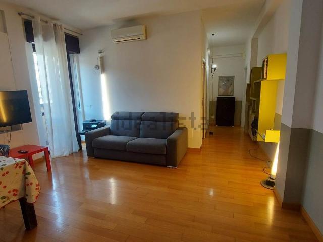 Appartamento in affitto di 100 m² in Corso Genova, 25