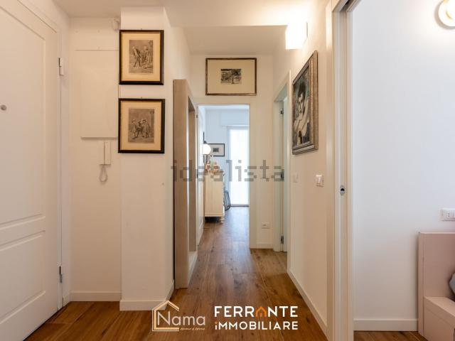 Appartamento in affitto di 100 m² in Corso Giuseppe Garibaldi, 52