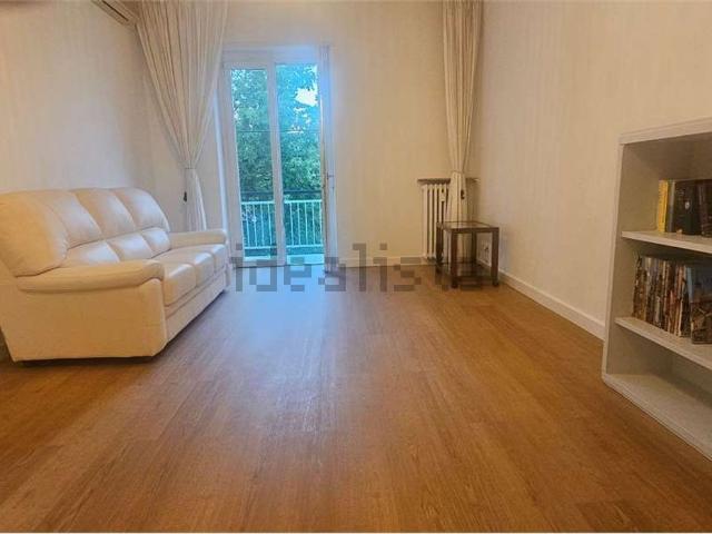 Appartamento in affitto di 100 m² in Corso Porta Nuova, 107