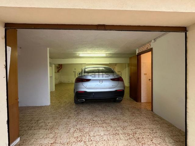 Appartamento in affitto di 100 m² in Frazione Sappanico