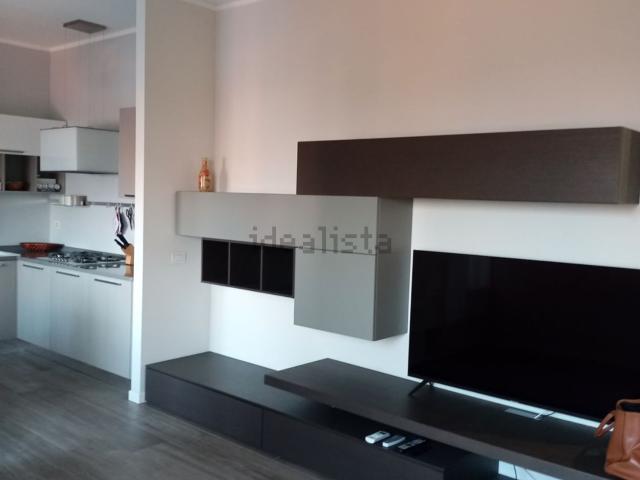 Appartamento in affitto di 100 m² in Largo Erfurt