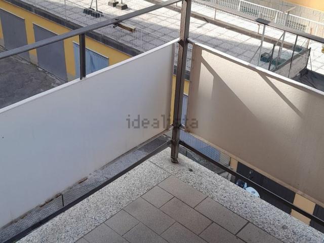 Appartamento in affitto di 100 m² in Piazza Caduti di San Ruffillo, 2