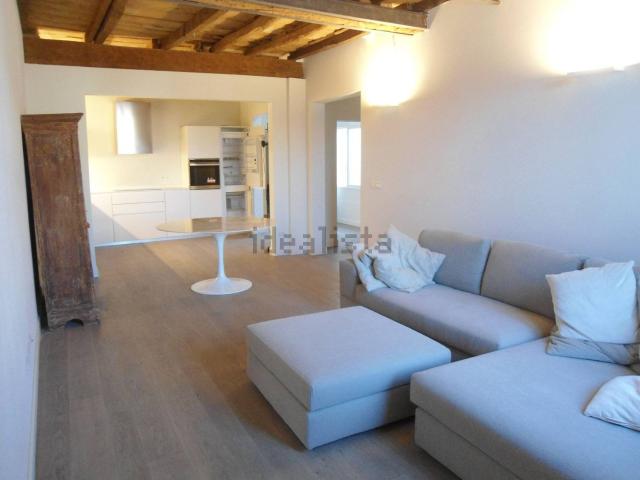 Appartamento in affitto di 100 m² in Piazza San Domenico
