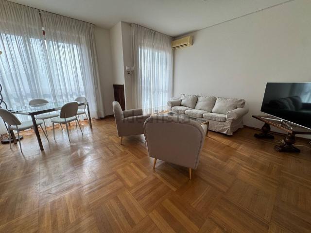 Appartamento in affitto di 100 m² in Piazzale Libia, 9