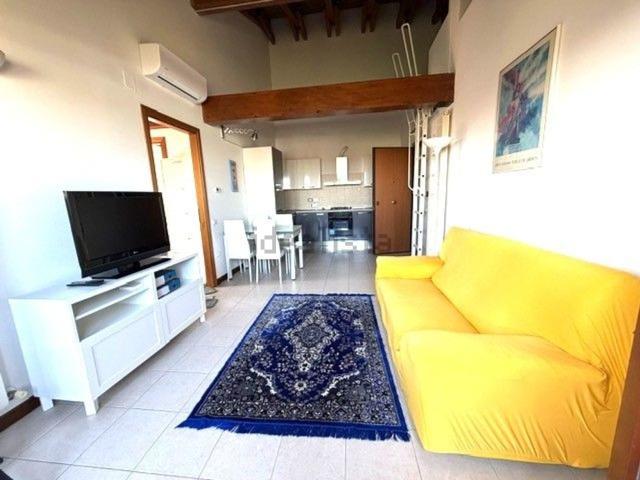 Appartamento in affitto di 101 m²