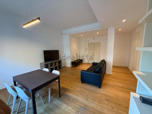Appartamento in affitto di 101 m² in Via degli Orti di Galba, 11