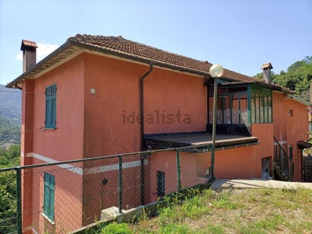 Appartamento in affitto di 101 m² in Via Inferiore Porcile, 7