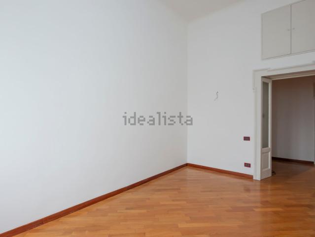 Appartamento in affitto di 101 m² in Piazzale Giulio Cesare, 19