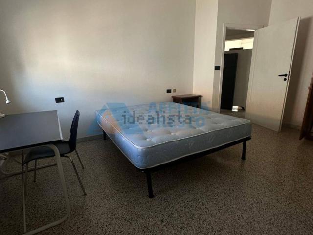 Appartamento in affitto di 102 m² in Via Cesare Battisti