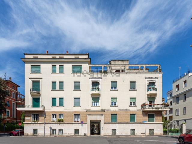 Appartamento in affitto di 102 m² in Via Alfonso Ciacconio, 1