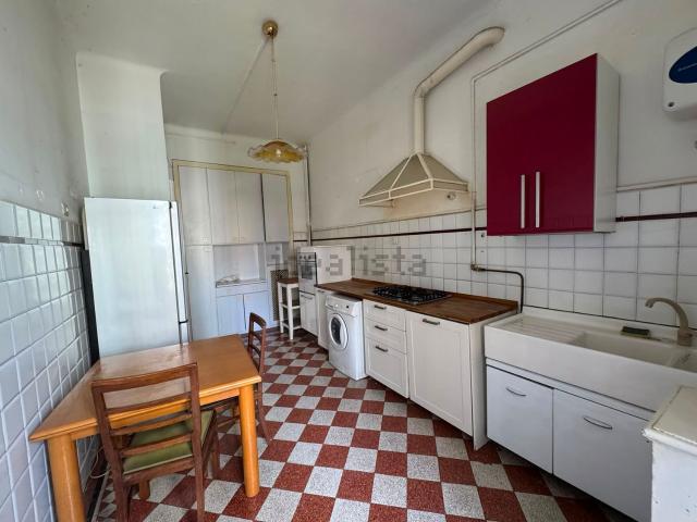 Appartamento in affitto di 102 m² in Viale Umbria, 49
