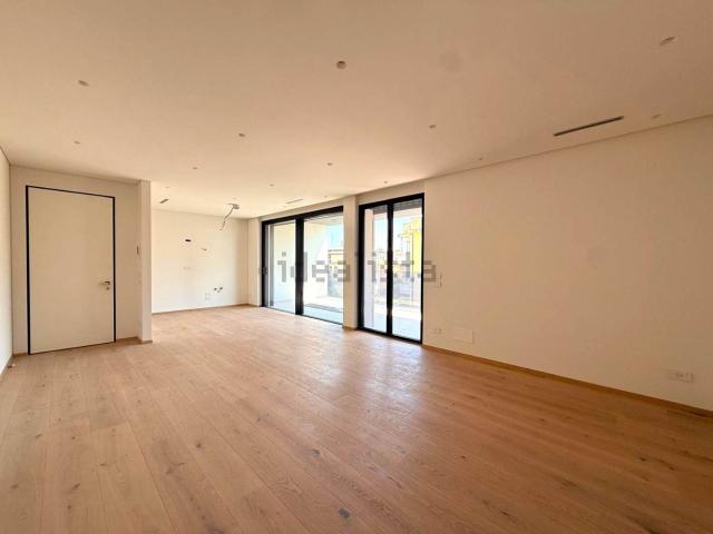 Appartamento in affitto di 103 m²