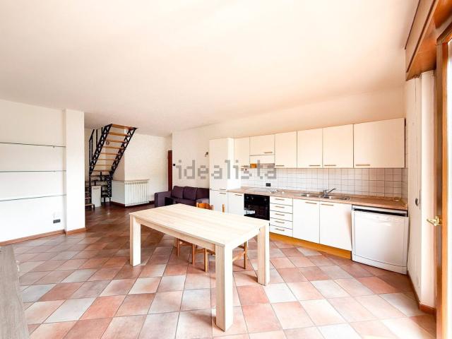 Appartamento in affitto di 103 m²