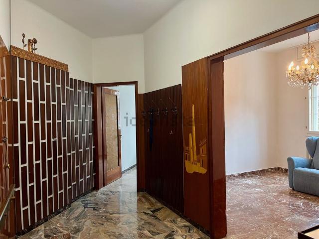 Appartamento in affitto di 103 m² in Via Carlo Sigonio, 7