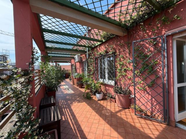 Appartamento in affitto di 103 m² in Via Giorgio Vasari
