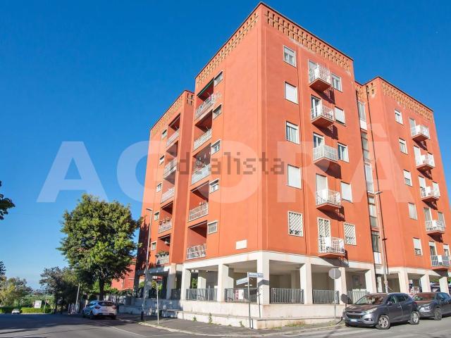 Appartamento in affitto di 103 m² in Via Giovanni Andrea Scartazzini, 2