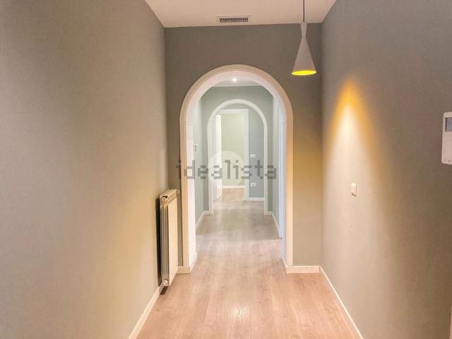 Appartamento in affitto di 104 m² in Via Cesare Fracassini, 4