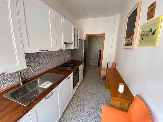 Appartamento in affitto di 104 m² in Via Antinori, 4