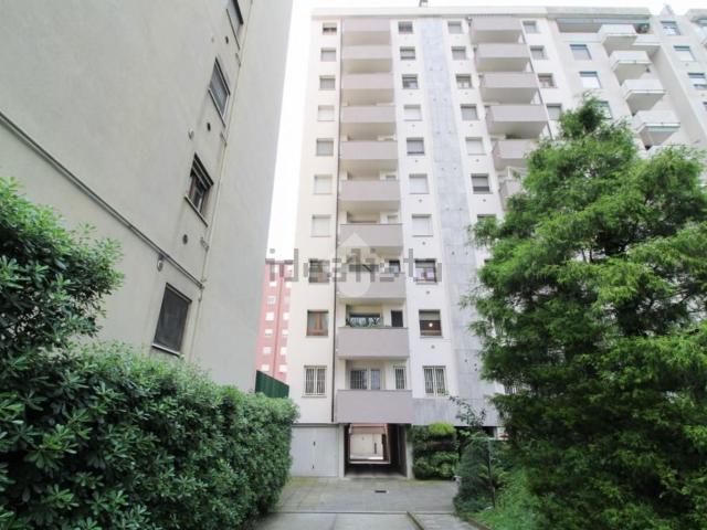 Appartamento in affitto di 104 m² in Via Giuditta Pasta, 79