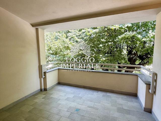 Appartamento in affitto di 104 m² in Piazza di San Francesco di Paola, 30