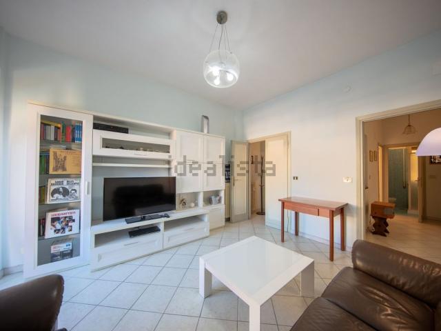 Appartamento in affitto di 105 m² in Via Carlo Porta, 10