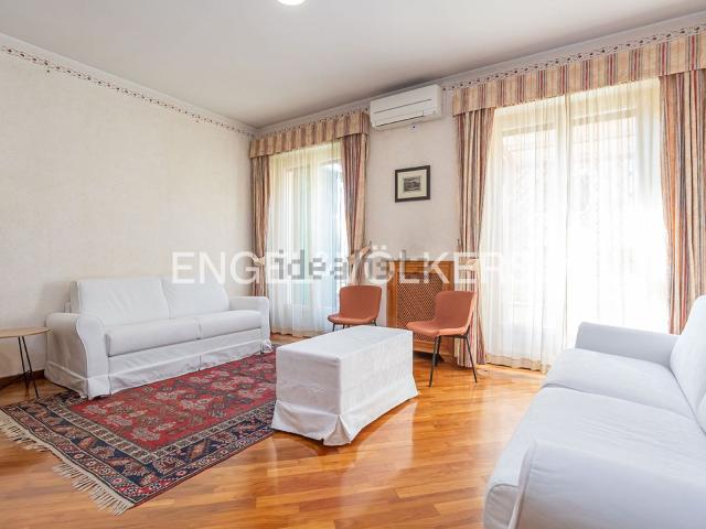 Appartamento in affitto di 105 m² in Via Archimede