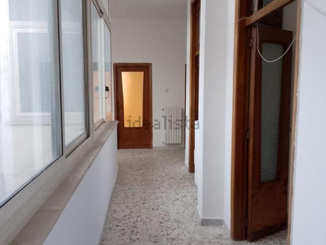 Appartamento in affitto di 105 m² in Via Benedetto Croce