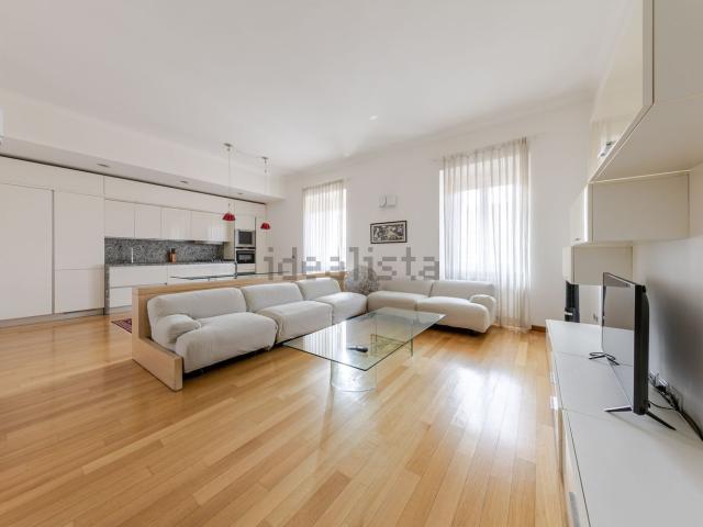 Appartamento in affitto di 105 m² in Via Giuseppe Pozzone, 5