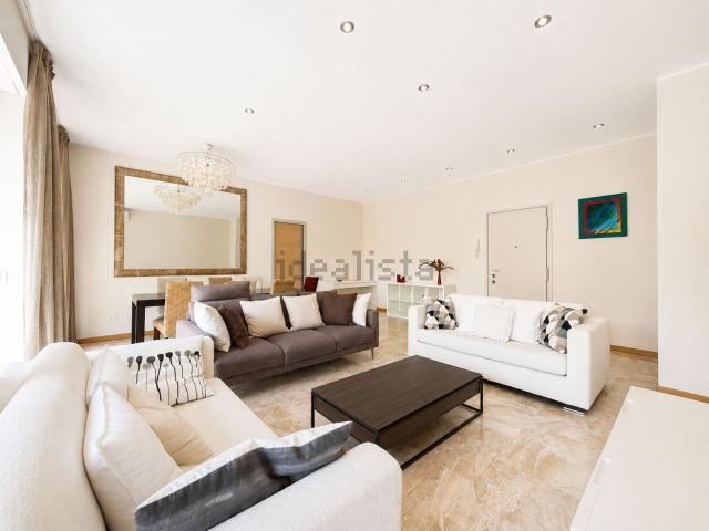 Appartamento in affitto di 105 m² in Via Giorgio Washington, 59