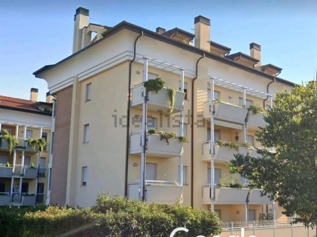 Appartamento in affitto di 105 m² in Via Don Erasmo Valenti, 7