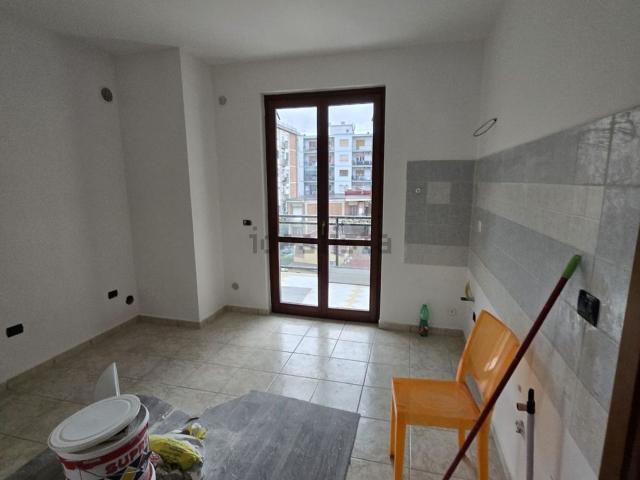 Appartamento in affitto di 105 m² in Via delle Ville