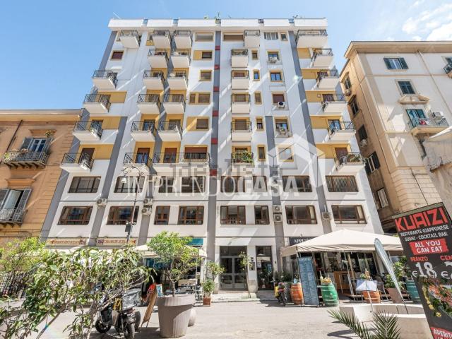 Appartamento in affitto di 105 m² in Via Emerico Amari, 58