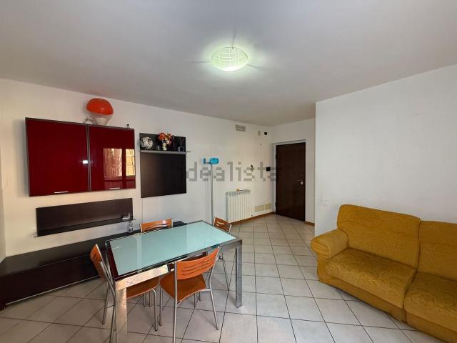 Appartamento in affitto di 105 m² in Via Francesco Petrarca, 7
