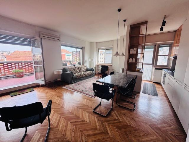 Appartamento in affitto di 105 m² in Via Francesco Reina, 8