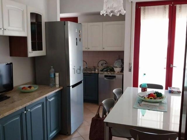 Appartamento in affitto di 105 m² in Via Ilario Zambelli