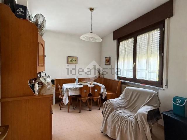 Appartamento in affitto di 105 m² in Via Luigi Longo, 3