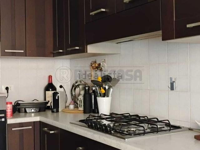 Appartamento in affitto di 105 m² in Via San Pellico, 12