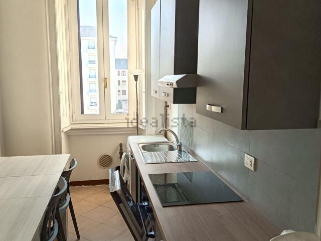 Appartamento in affitto di 105 m² in Via Spartaco, 8
