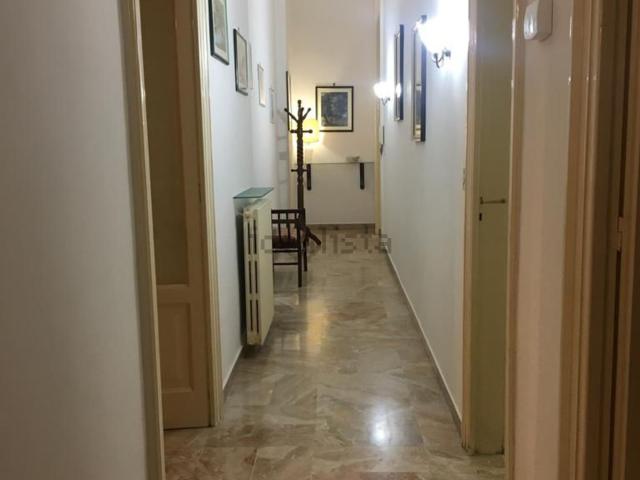 Appartamento in affitto di 105 m² in Via Regina Elena, 20