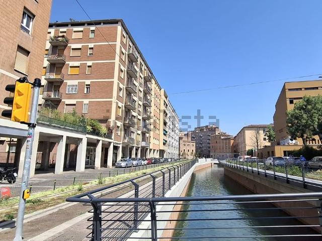Appartamento in affitto di 105 m² in Via Riva di Reno, 56