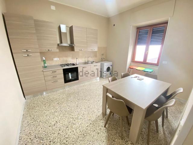 Appartamento in affitto di 105 m² in Via Tenente Nastri
